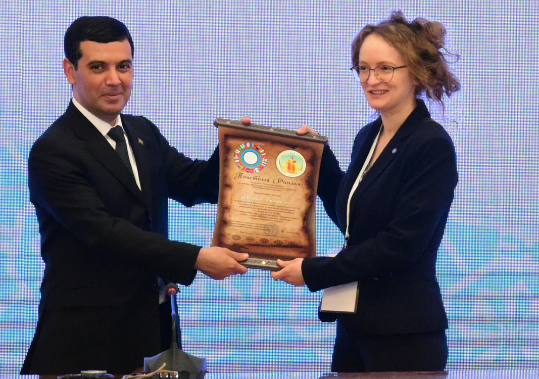 DÝHG agza döwletleriň wekilleriniň maslahatynyň XXXVIII mejlisine gatnaşyjylara Hormat diplomlary gowşuryldy