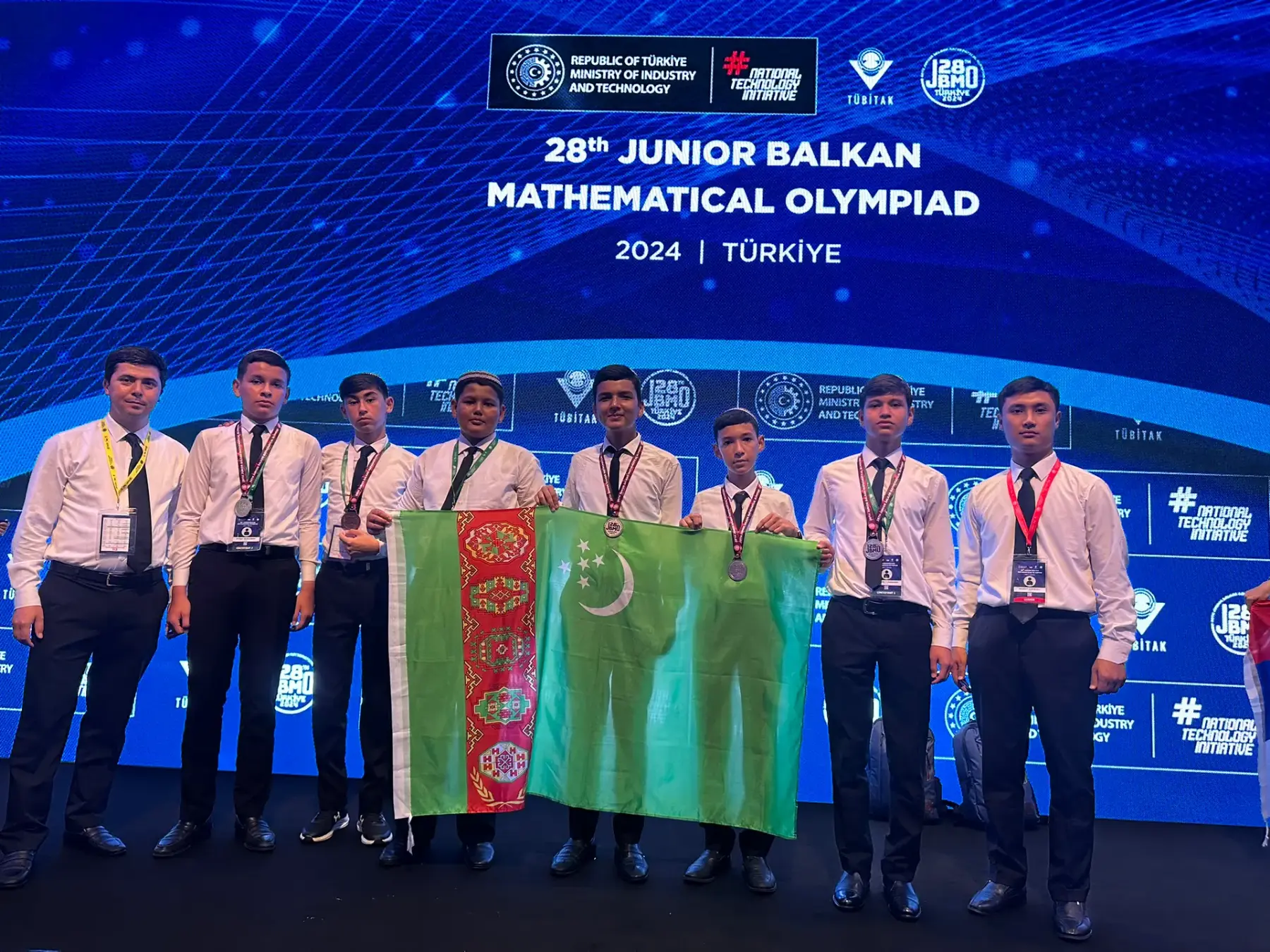 Türkmenistanyň mekdep okuwçylaryndan düzülen topar  28-nji Balkan Matematika olimpiadasynda üstünlikli çykyş etdiler