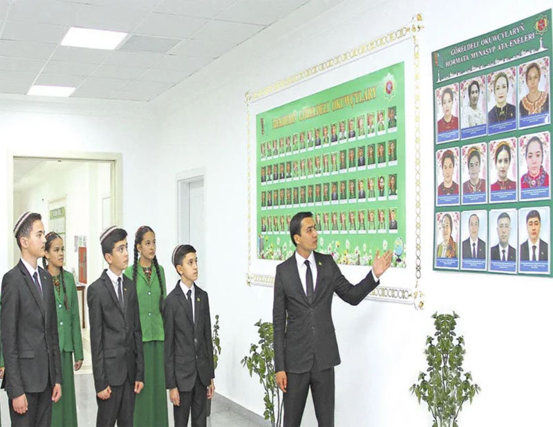 Mugallymçylyk instituty mekdep okuwçylarynyň arasynda türkmen dili we edebiýat dersi boýunça olimpiada geçirýär